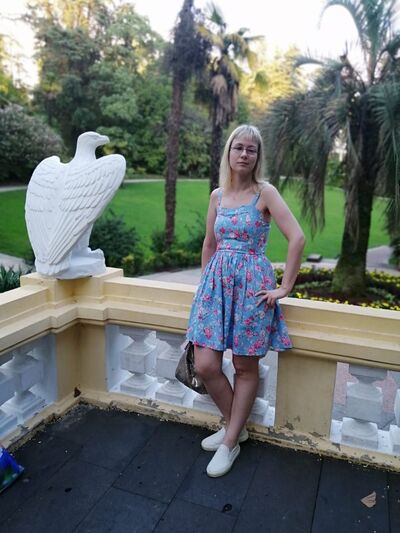  ,   Yana, 32 ,   ,   