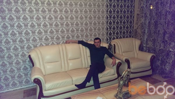  ,   Vova, 37 ,   