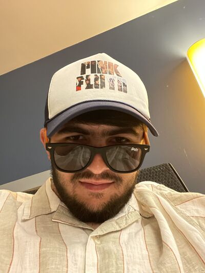  ,   Jon, 25 ,   ,   