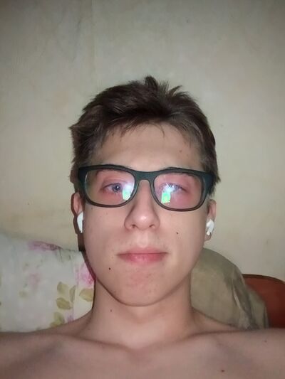  ,   Daniil, 19 ,   ,   