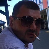 ,   Veron, 44 ,   