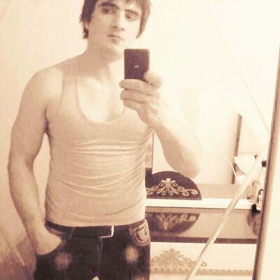  ,   Ruslan, 32 ,   ,   , c 