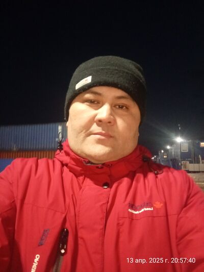  ,   Fadhullo, 44 ,   c , 