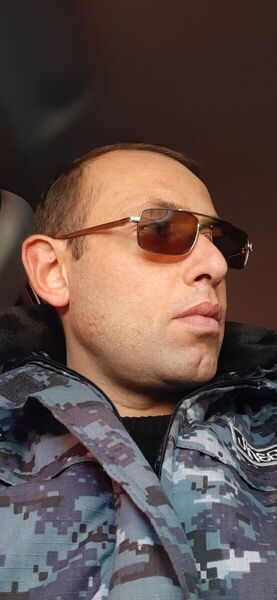 ,   Sergei, 40 ,   ,   , c 
