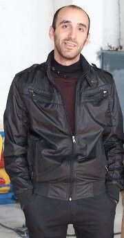  ,   Armen, 40 ,   