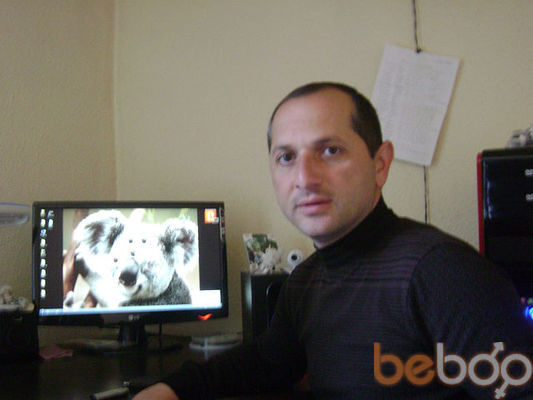  ,   Artur, 49 ,   