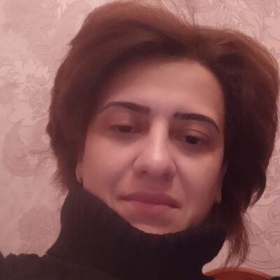  ,   Ella, 47 ,   ,   