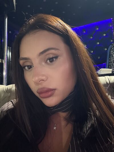  Galax,   Alexandra, 25 ,   ,   