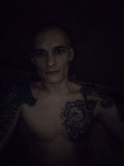  ,   Eduard, 33 ,   , 