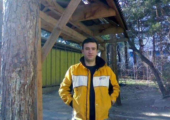  ,   Davit, 41 ,   