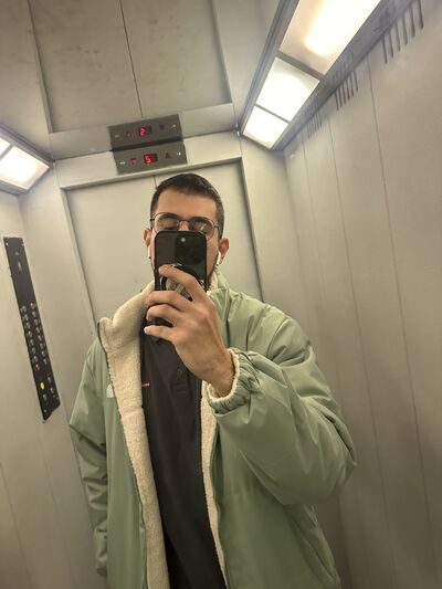  ,   Hussein, 25 ,   ,   , c 