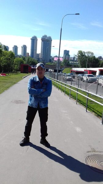  ,   Joniy, 33 ,   ,   