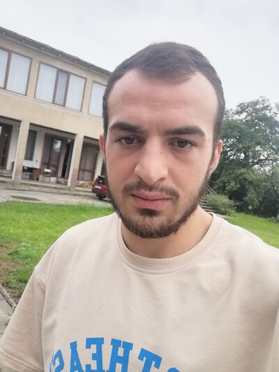  ,   Joni, 25 ,   ,   