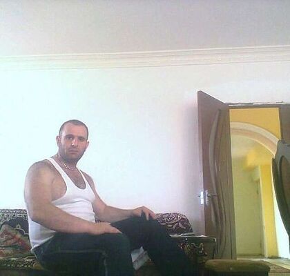  ,   ARMEN, 44 ,     , c 