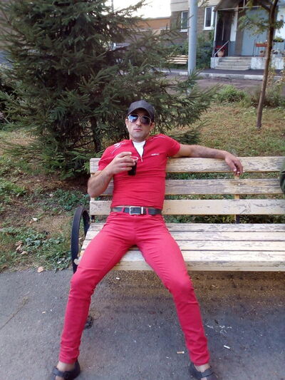  ,   ARTUR, 32 ,   