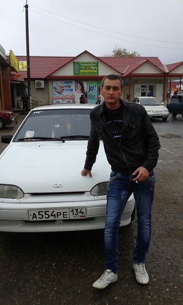  ,   Maksim, 34 ,   