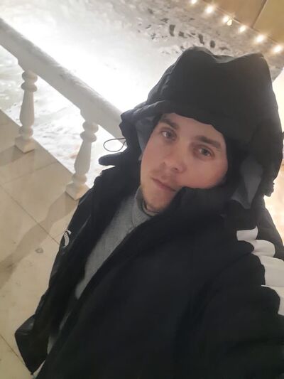  -,   Mixail, 27 ,  