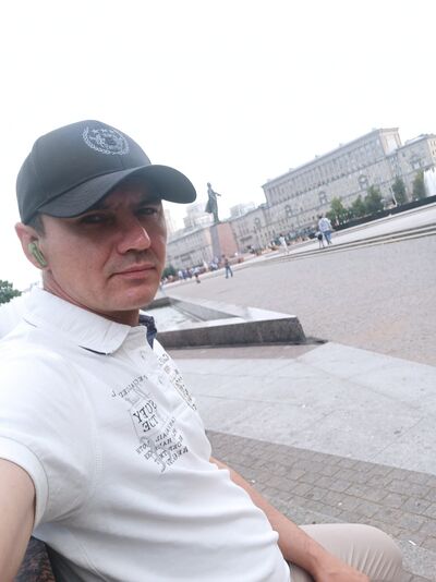  -,   Ruslan, 40 ,   ,   