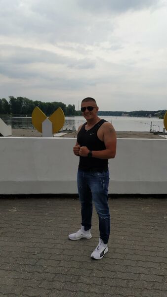  ,   VITALII, 40 ,   ,   