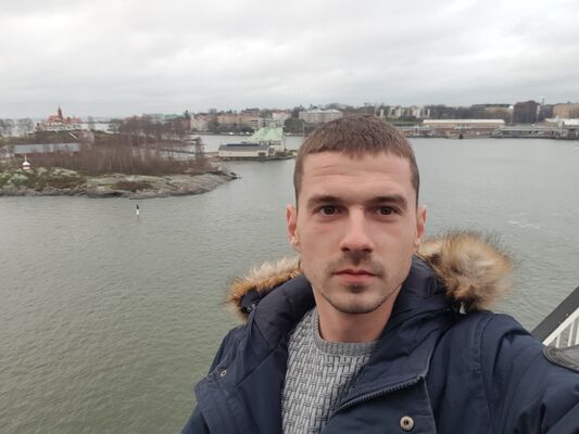  Szymanow,   , 33 ,   ,   , c 