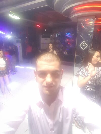 -,   , 32 ,  