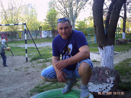  ,   Vetalij, 42 ,   