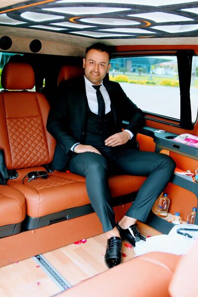  ,   Yasin, 34 ,   ,   