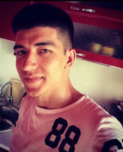  ,   Brown, 32 ,   