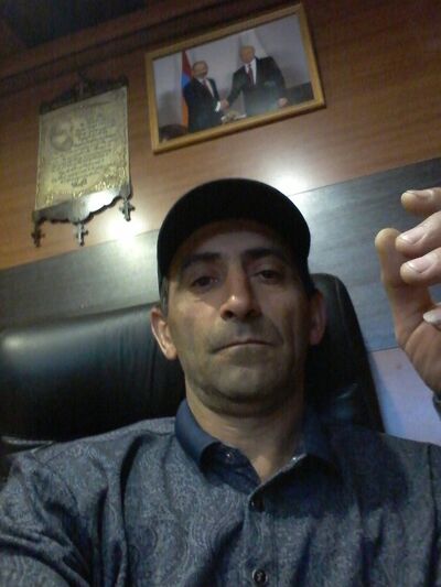   ,   Levon, 51 ,   ,   , c 