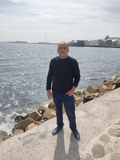  ,   Elcin, 50 ,   ,   , c 