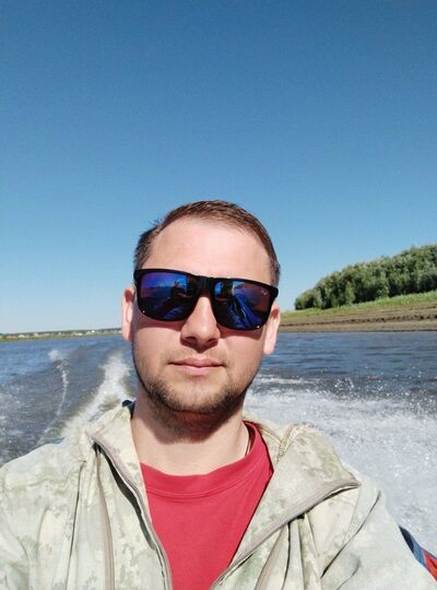  ,   Nik, 38 ,   ,   