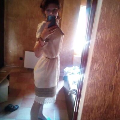  ,   Julia, 37 ,   ,   , c 