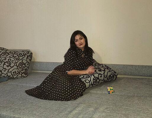  ,   Maryam, 34 ,  