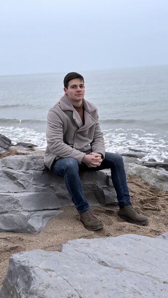  ,   Nikita, 23 ,   ,   