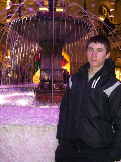  ,   Adrei, 33 ,   ,   