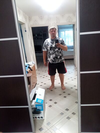  ,   Artem, 38 ,   ,   
