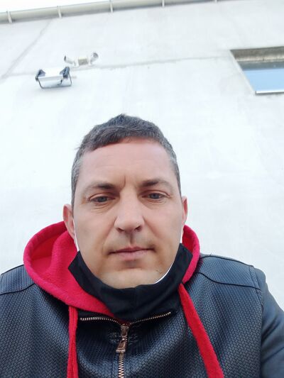 ,   Radik, 39 ,   ,   