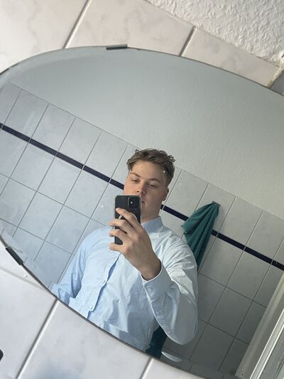  ,   Philip, 25 ,   ,   