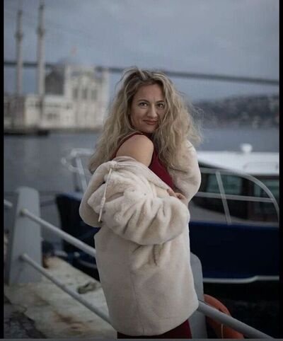  ,   Irina, 35 ,   ,   , c , 