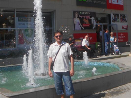  -,   Milan, 50 ,   ,   , c , 