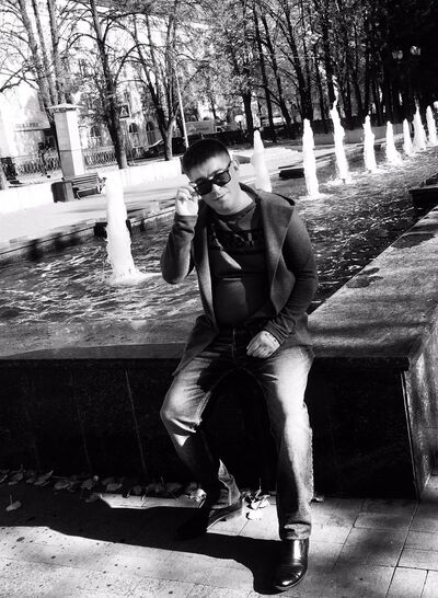  ,   Artur, 38 ,   ,   