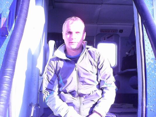  ,   Evgenii, 40 ,   ,   , c 