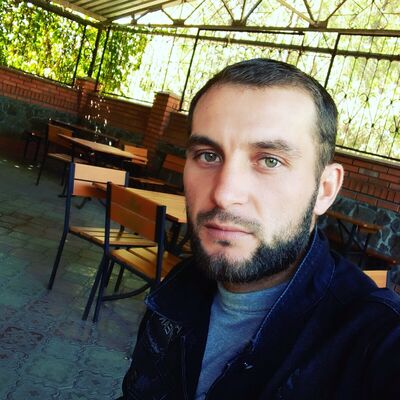  ,   Alex, 33 ,   ,   , c 