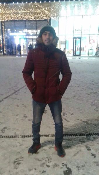  ,   Elyorjon, 39 ,   ,   
