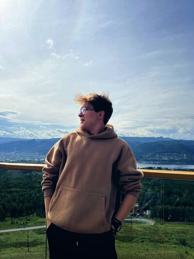  ,   Nikita, 18 ,   ,   