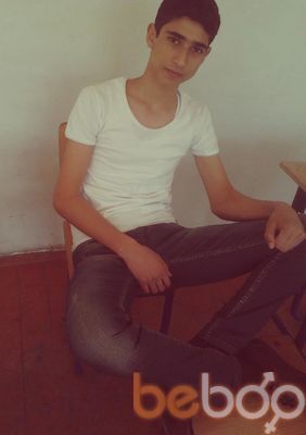  ,   Rustam, 32 ,   