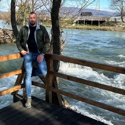  Kleinwarasdorf,   Adnan, 29 ,   ,   