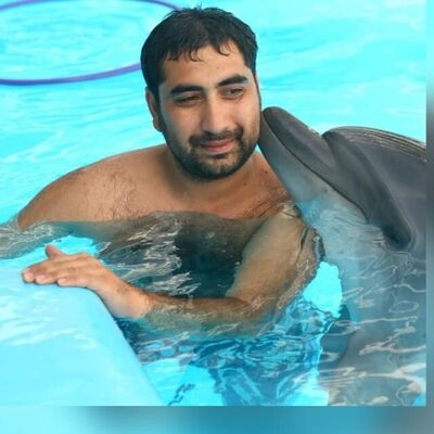  ,   Parviz, 38 ,   ,   , c 