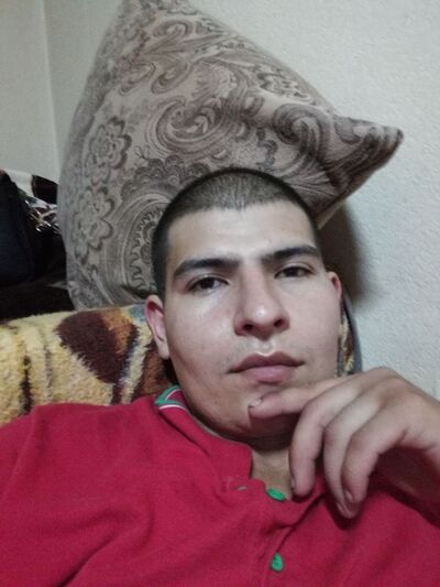  ,   Armen, 31 ,   