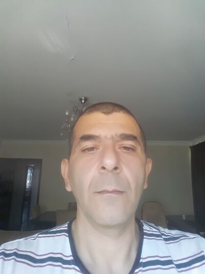  ,   Irakli, 49 ,   ,   